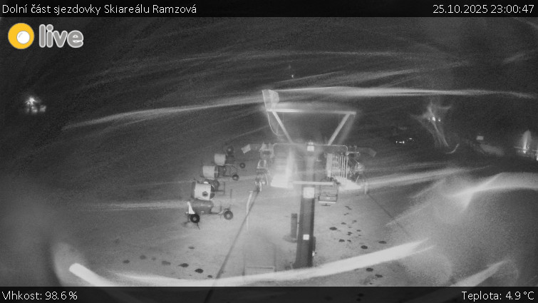 Horské atrakce Ramzová - Dolní část sjezdovky Skiareálu Ramzová - 25.10.2025 v 23:00 Horské atrakce Ramzová - Dolní část sjezdovky Skiareálu Ramzová - 25.10.2025 v 23:00