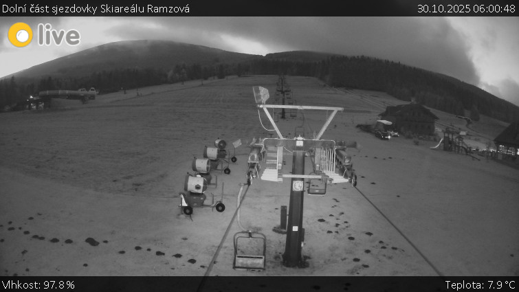 Horské atrakce Ramzová - Dolní část sjezdovky Skiareálu Ramzová - 30.10.2025 v 06:00 Horské atrakce Ramzová - Dolní část sjezdovky Skiareálu Ramzová - 30.10.2025 v 06:00