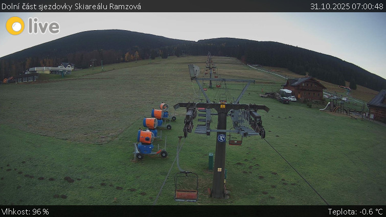 Horské atrakce Ramzová - Dolní část sjezdovky Skiareálu Ramzová - 31.10.2025 v 07:00 Horské atrakce Ramzová - Dolní část sjezdovky Skiareálu Ramzová - 31.10.2025 v 07:00