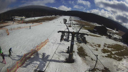 Dolní část sjezdovky Skiareálu Ramzová