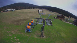 Dolní část sjezdovky Skiareálu Ramzová