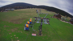 Dolní část sjezdovky Skiareálu Ramzová