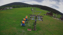 Dolní část sjezdovky Skiareálu Ramzová