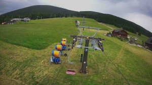 Bergattraktionen Ramzová - Unterer Teil der Skipiste im Skigebiet Ramzová - 16.6.2026 v 17:00 Bergattraktionen Ramzová - Unterer Teil der Skipiste im Skigebiet Ramzová - 16.6.2026 v 17:00