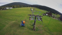 Unterer Teil der Skipiste im Skigebiet Ramzová