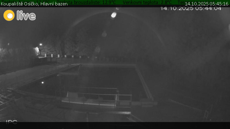 Koupaliště Osíčko - Hlavní bazen - 14.10.2025 v 05:45 Koupaliště Osíčko - Hlavní bazen - 14.10.2025 v 05:45