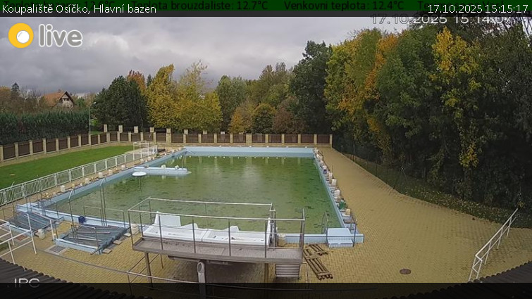 Koupaliště Osíčko - Hlavní bazen - 17.10.2025 v 15:15 Koupaliště Osíčko - Hlavní bazen - 17.10.2025 v 15:15