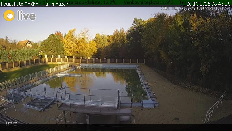 Koupaliště Osíčko - Hlavní bazen - 20.10.2025 v 08:45 Koupaliště Osíčko - Hlavní bazen - 20.10.2025 v 08:45