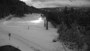 Skiareál Klínovec - Sjezdovka Jáchymovská, lanovka Prima Express - 25.11.2025 v 17:01 Skiareál Klínovec - Sjezdovka Jáchymovská, lanovka Prima Express - 25.11.2025 v 17:01