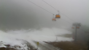 Skiareál Klínovec - Sjezdovka Jáchymovská, lanovka Prima Express - 8.12.2025 v 13:15 Skiareál Klínovec - Sjezdovka Jáchymovská, lanovka Prima Express - 8.12.2025 v 13:15