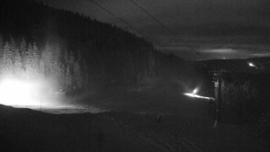 Skiareál Klínovec - Sjezdovka Jáchymovská, lanovka Prima Express - 10.1.2026 v 22:01 Skiareál Klínovec - Sjezdovka Jáchymovská, lanovka Prima Express - 10.1.2026 v 22:01