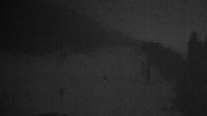 Skiareál Klínovec - Sjezdovka Jáchymovská, lanovka Prima Express - 7.2.2026 v 04:45 Skiareál Klínovec - Sjezdovka Jáchymovská, lanovka Prima Express - 7.2.2026 v 04:45