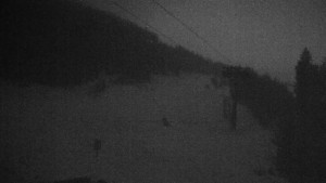 Skiareál Klínovec - Sjezdovka Jáchymovská, lanovka Prima Express - 7.2.2026 v 05:31 Skiareál Klínovec - Sjezdovka Jáchymovská, lanovka Prima Express - 7.2.2026 v 05:31