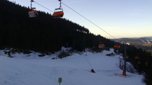 Skiareál Klínovec - Sjezdovka Jáchymovská, lanovka Prima Express - 25.2.2026 v 08:31 Skiareál Klínovec - Sjezdovka Jáchymovská, lanovka Prima Express - 25.2.2026 v 08:31