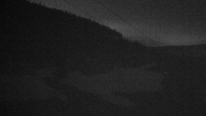 Skiareál Klínovec - Sjezdovka Jáchymovská, lanovka Prima Express - 12.4.2026 v 05:15 Skiareál Klínovec - Sjezdovka Jáchymovská, lanovka Prima Express - 12.4.2026 v 05:15