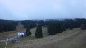 Skiareál Klínovec - Sjezdovka Pařezovka, lanovka CineStar Express - 2.11.2025 v 07:45 Skiareál Klínovec - Sjezdovka Pařezovka, lanovka CineStar Express - 2.11.2025 v 07:45