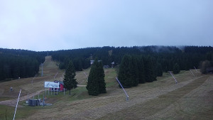 Skiareál Klínovec - Sjezdovka Pařezovka, lanovka CineStar Express - 2.11.2025 v 09:02 Skiareál Klínovec - Sjezdovka Pařezovka, lanovka CineStar Express - 2.11.2025 v 09:02