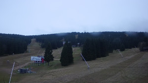 Skiareál Klínovec - Sjezdovka Pařezovka, lanovka CineStar Express - 2.11.2025 v 11:15 Skiareál Klínovec - Sjezdovka Pařezovka, lanovka CineStar Express - 2.11.2025 v 11:15