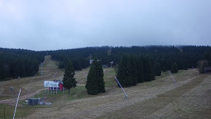 Skiareál Klínovec - Sjezdovka Pařezovka, lanovka CineStar Express - 2.11.2025 v 14:32 Skiareál Klínovec - Sjezdovka Pařezovka, lanovka CineStar Express - 2.11.2025 v 14:32