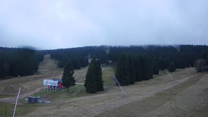 Skiareál Klínovec - Sjezdovka Pařezovka, lanovka CineStar Express - 2.11.2025 v 14:45 Skiareál Klínovec - Sjezdovka Pařezovka, lanovka CineStar Express - 2.11.2025 v 14:45