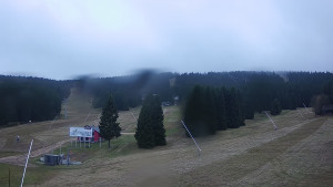 Skiareál Klínovec - Sjezdovka Pařezovka, lanovka CineStar Express - 2.11.2025 v 15:02 Skiareál Klínovec - Sjezdovka Pařezovka, lanovka CineStar Express - 2.11.2025 v 15:02