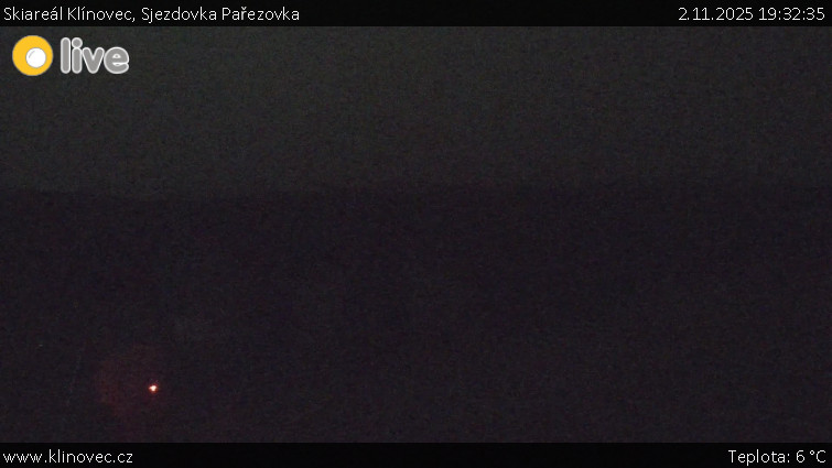 Skiareál Klínovec - Sjezdovka Pařezovka, lanovka CineStar Express - 2.11.2025 v 19:32 Skiareál Klínovec - Sjezdovka Pařezovka, lanovka CineStar Express - 2.11.2025 v 19:32