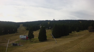 Skiareál Klínovec - Sjezdovka Pařezovka, lanovka CineStar Express - 14.11.2025 v 10:02 Skiareál Klínovec - Sjezdovka Pařezovka, lanovka CineStar Express - 14.11.2025 v 10:02