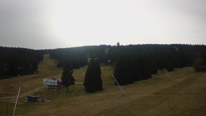 Skiareál Klínovec - Sjezdovka Pařezovka, lanovka CineStar Express - 14.11.2025 v 13:02 Skiareál Klínovec - Sjezdovka Pařezovka, lanovka CineStar Express - 14.11.2025 v 13:02