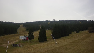 Skiareál Klínovec - Sjezdovka Pařezovka, lanovka CineStar Express - 15.11.2025 v 10:32 Skiareál Klínovec - Sjezdovka Pařezovka, lanovka CineStar Express - 15.11.2025 v 10:32