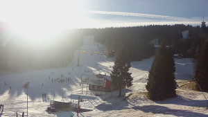 Skiareál Klínovec - Sjezdovka Pařezovka, lanovka CineStar Express - 27.12.2025 v 12:02 Skiareál Klínovec - Sjezdovka Pařezovka, lanovka CineStar Express - 27.12.2025 v 12:02