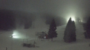 Skiareál Klínovec - Sjezdovka Pařezovka, lanovka CineStar Express - 1.1.2026 v 04:02 Skiareál Klínovec - Sjezdovka Pařezovka, lanovka CineStar Express - 1.1.2026 v 04:02