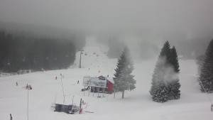 Skiareál Klínovec - Sjezdovka Pařezovka, lanovka CineStar Express - 1.1.2026 v 12:02 Skiareál Klínovec - Sjezdovka Pařezovka, lanovka CineStar Express - 1.1.2026 v 12:02