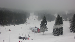 Skiareál Klínovec - Sjezdovka Pařezovka, lanovka CineStar Express - 1.1.2026 v 13:32 Skiareál Klínovec - Sjezdovka Pařezovka, lanovka CineStar Express - 1.1.2026 v 13:32