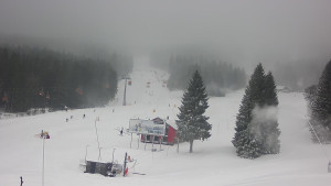 Skiareál Klínovec - Sjezdovka Pařezovka, lanovka CineStar Express - 1.1.2026 v 14:02 Skiareál Klínovec - Sjezdovka Pařezovka, lanovka CineStar Express - 1.1.2026 v 14:02