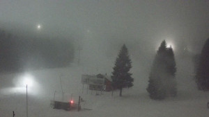 Skiareál Klínovec - Sjezdovka Pařezovka, lanovka CineStar Express - 1.1.2026 v 18:45 Skiareál Klínovec - Sjezdovka Pařezovka, lanovka CineStar Express - 1.1.2026 v 18:45