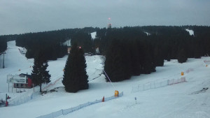 Skiareál Klínovec - Sjezdovka Pařezovka, lanovka CineStar Express - 11.2.2026 v 07:02 Skiareál Klínovec - Sjezdovka Pařezovka, lanovka CineStar Express - 11.2.2026 v 07:02