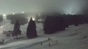 Skiareál Klínovec - Sjezdovka Pařezovka, lanovka CineStar Express - 11.2.2026 v 19:02 Skiareál Klínovec - Sjezdovka Pařezovka, lanovka CineStar Express - 11.2.2026 v 19:02