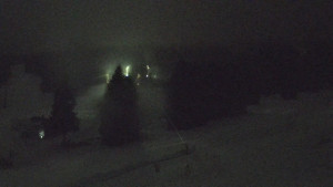 Skiareál Klínovec - Sjezdovka Pařezovka, lanovka CineStar Express - 11.2.2026 v 23:02 Skiareál Klínovec - Sjezdovka Pařezovka, lanovka CineStar Express - 11.2.2026 v 23:02