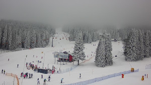 Skiareál Klínovec - Sjezdovka Pařezovka, lanovka CineStar Express - 16.2.2026 v 15:32 Skiareál Klínovec - Sjezdovka Pařezovka, lanovka CineStar Express - 16.2.2026 v 15:32