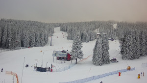 Skiareál Klínovec - Sjezdovka Pařezovka, lanovka CineStar Express - 16.2.2026 v 16:32 Skiareál Klínovec - Sjezdovka Pařezovka, lanovka CineStar Express - 16.2.2026 v 16:32