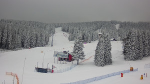 Skiareál Klínovec - Sjezdovka Pařezovka, lanovka CineStar Express - 16.2.2026 v 17:15 Skiareál Klínovec - Sjezdovka Pařezovka, lanovka CineStar Express - 16.2.2026 v 17:15