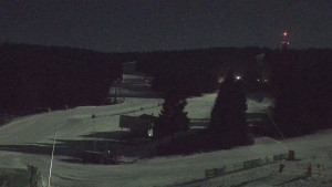 Skiareál Klínovec - Sjezdovka Pařezovka, lanovka CineStar Express - 2.3.2026 v 04:02 Skiareál Klínovec - Sjezdovka Pařezovka, lanovka CineStar Express - 2.3.2026 v 04:02