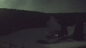 Skiareál Klínovec - Sjezdovka Pařezovka, lanovka CineStar Express - 4.4.2026 v 00:32 Skiareál Klínovec - Sjezdovka Pařezovka, lanovka CineStar Express - 4.4.2026 v 00:32