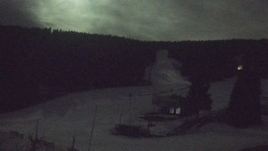 Skiareál Klínovec - Sjezdovka Pařezovka, lanovka CineStar Express - 4.4.2026 v 02:02 Skiareál Klínovec - Sjezdovka Pařezovka, lanovka CineStar Express - 4.4.2026 v 02:02