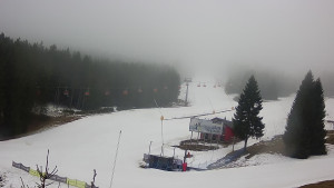 Skiareál Klínovec - Sjezdovka Pařezovka, lanovka CineStar Express - 4.4.2026 v 08:32 Skiareál Klínovec - Sjezdovka Pařezovka, lanovka CineStar Express - 4.4.2026 v 08:32