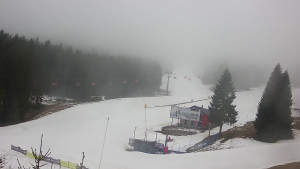 Skiareál Klínovec - Sjezdovka Pařezovka, lanovka CineStar Express - 4.4.2026 v 09:02 Skiareál Klínovec - Sjezdovka Pařezovka, lanovka CineStar Express - 4.4.2026 v 09:02