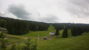 Skigebiet Klínovec - Skipiste Pařezovka, Seilbahn CineStar Express - 16.6.2026 v 14:45 Skigebiet Klínovec - Skipiste Pařezovka, Seilbahn CineStar Express - 16.6.2026 v 14:45