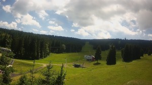Ośrodek narciarski Klínovec - Skipiste Pařezovka, kolej linowa CineStar Express - 24.6.2026 v 13:45 Ośrodek narciarski Klínovec - Skipiste Pařezovka, kolej linowa CineStar Express - 24.6.2026 v 13:45