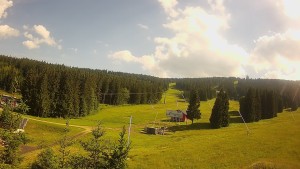 Ośrodek narciarski Klínovec - Skipiste Pařezovka, kolej linowa CineStar Express - 24.6.2026 v 16:45 Ośrodek narciarski Klínovec - Skipiste Pařezovka, kolej linowa CineStar Express - 24.6.2026 v 16:45