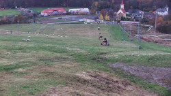Horní část sjezdovky skiareálu Hlubočky